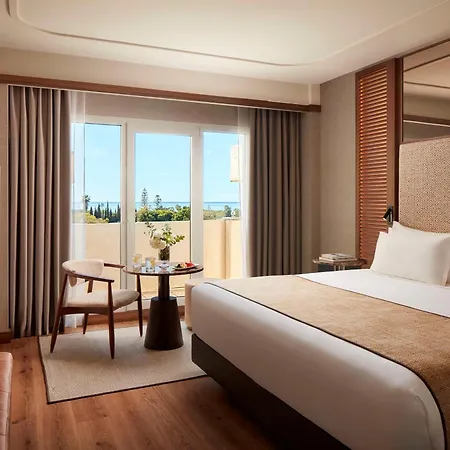 Nh Collection Отель 4*