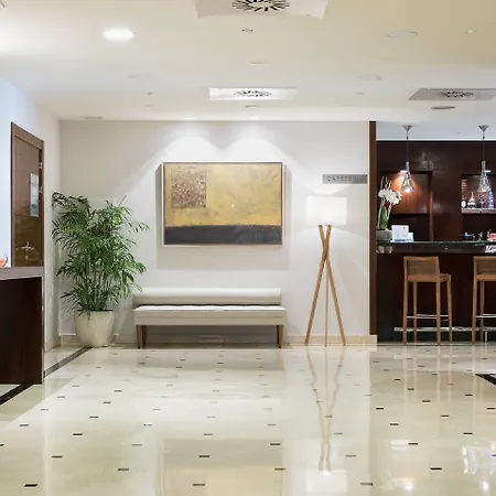 Отель Nh Collection 4*